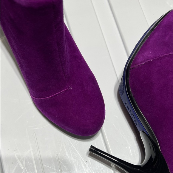 Reaction Kenneth Cole Vibrant Purple Heeled Boots - Picture 12 of 14